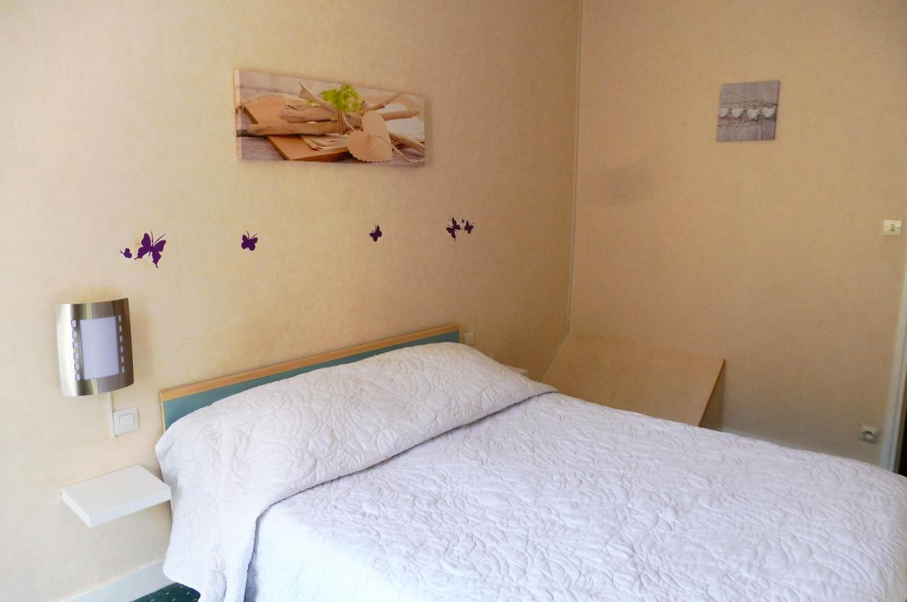 Le Colquin Hotel La Haye-du-Puits Екстериор снимка